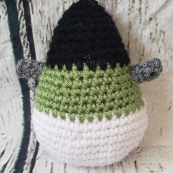 Crochet Frankenstein Candy Corn Decor - Picture 3 of 9